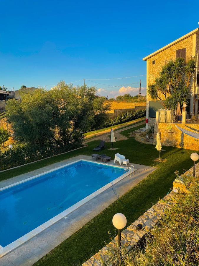 Villa Aurora Caltagirone Exterior photo